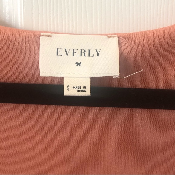 Everly Floral Shorts Romper - Picture 4 of 6